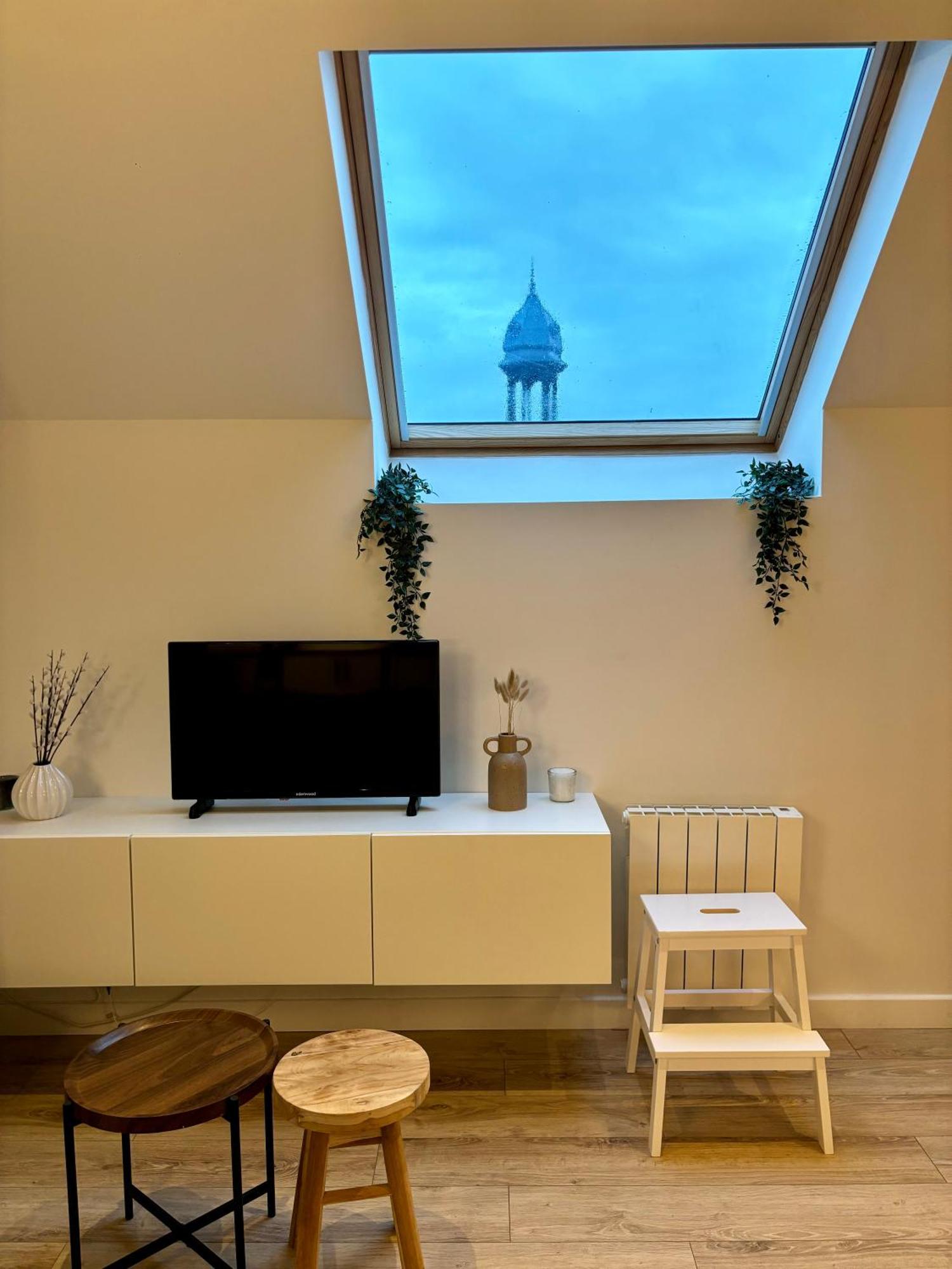 Le Petit Jardin, Proche Gare, Hyper Centre Apartment Cambrai Exterior foto
